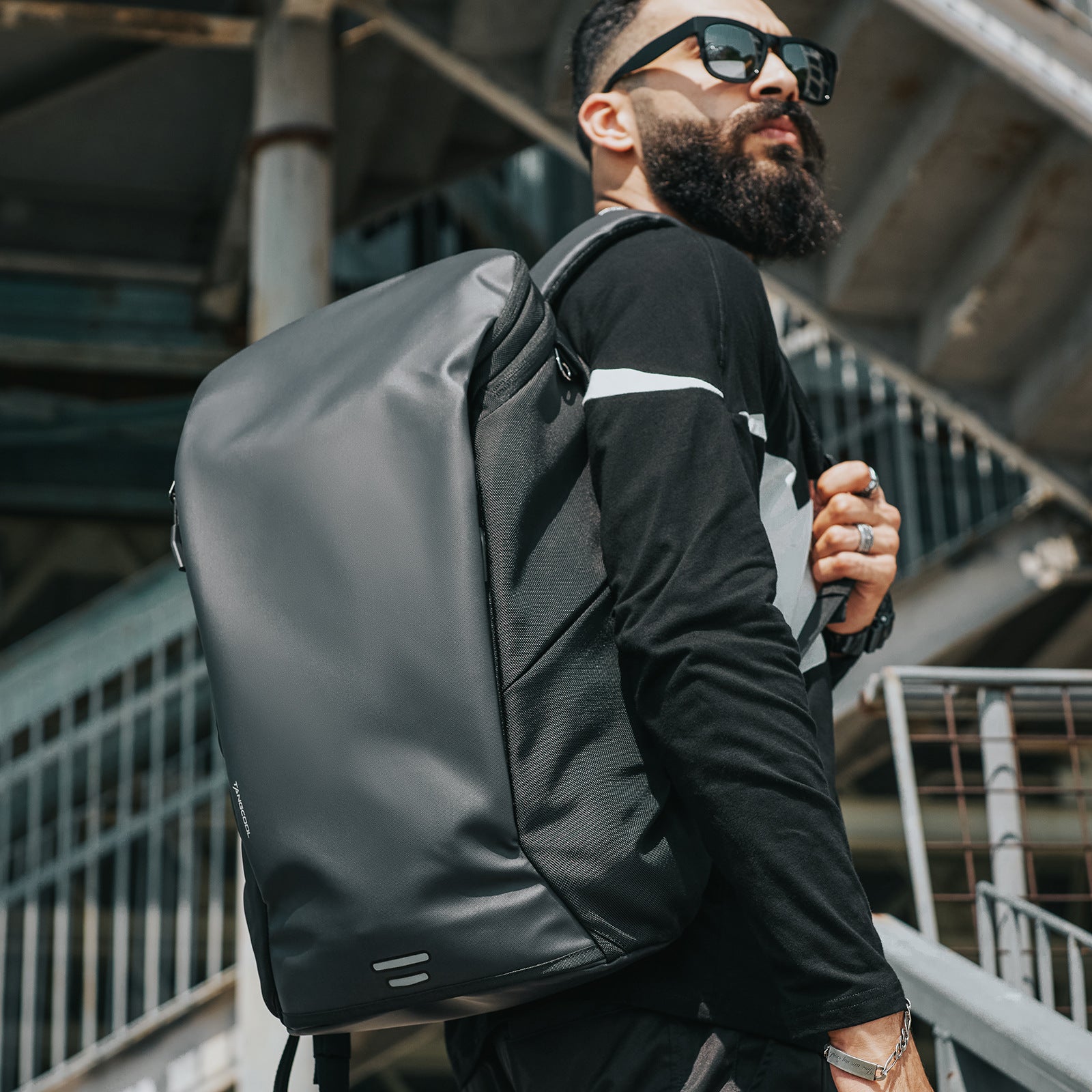 30L Waterproof Daypack/Weekend Travel Backpack – Model Display Renderings