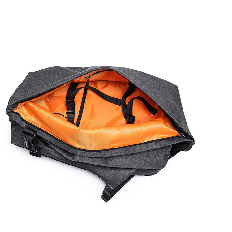 Display image of the main compartment of the anti-theft outdoor backpack.